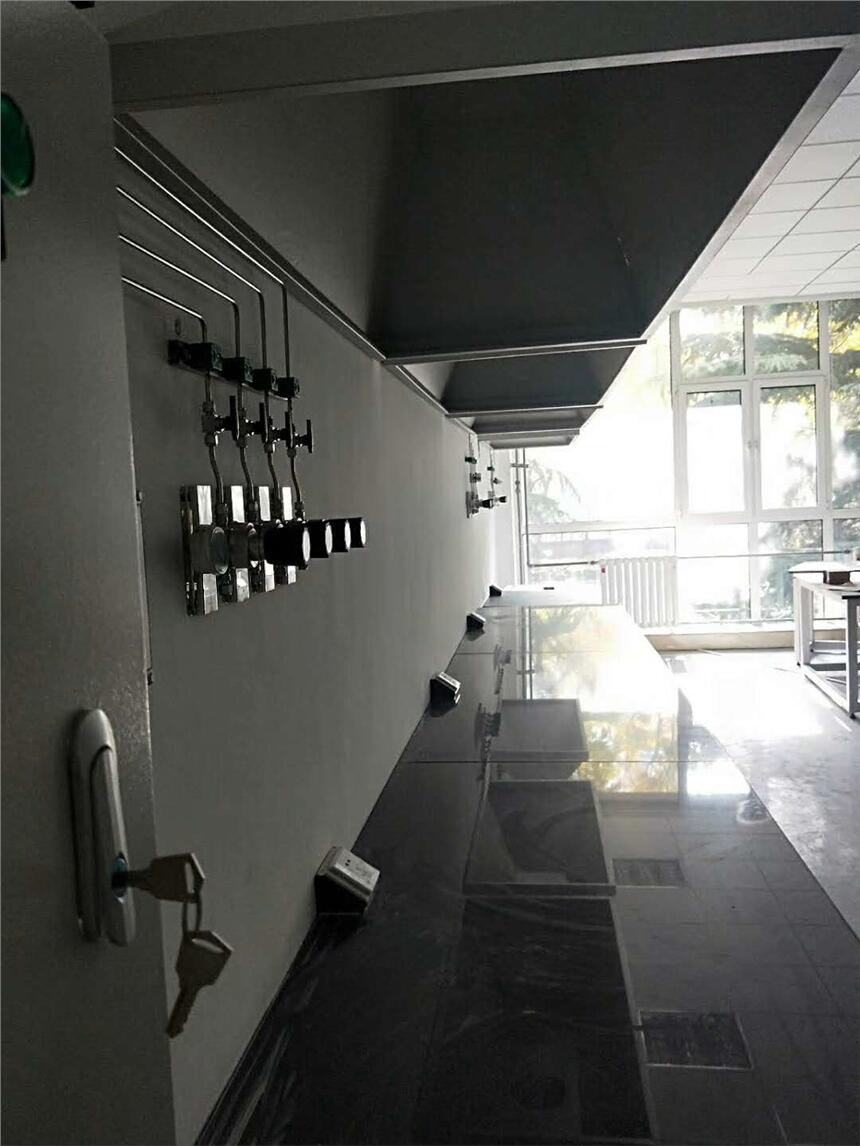 :ʵ·άް