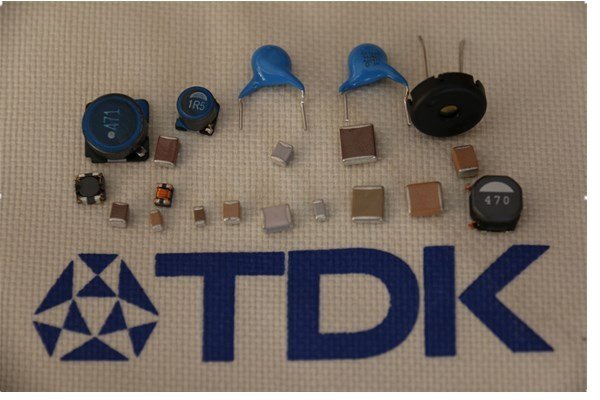 TDK绯CGA9P3X7S2A156MT0Y0N222015UF156MX7S100VƯ