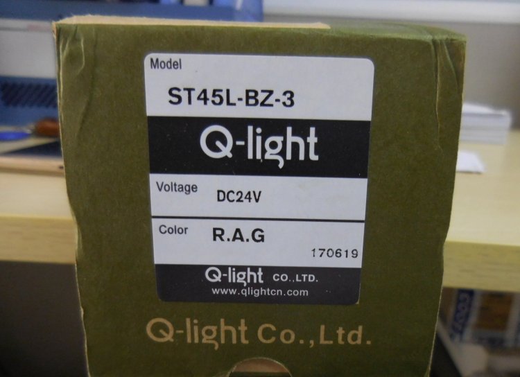 Q-LIGHTرST45L-BZ-3DC24VRAGֻ