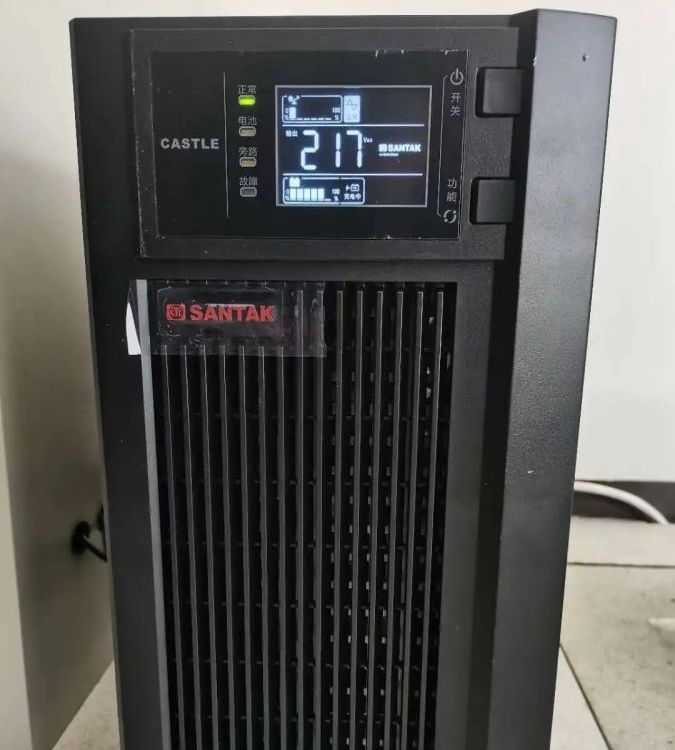 ɽسǱϵUPSԴ15KVAƵ0ת220V